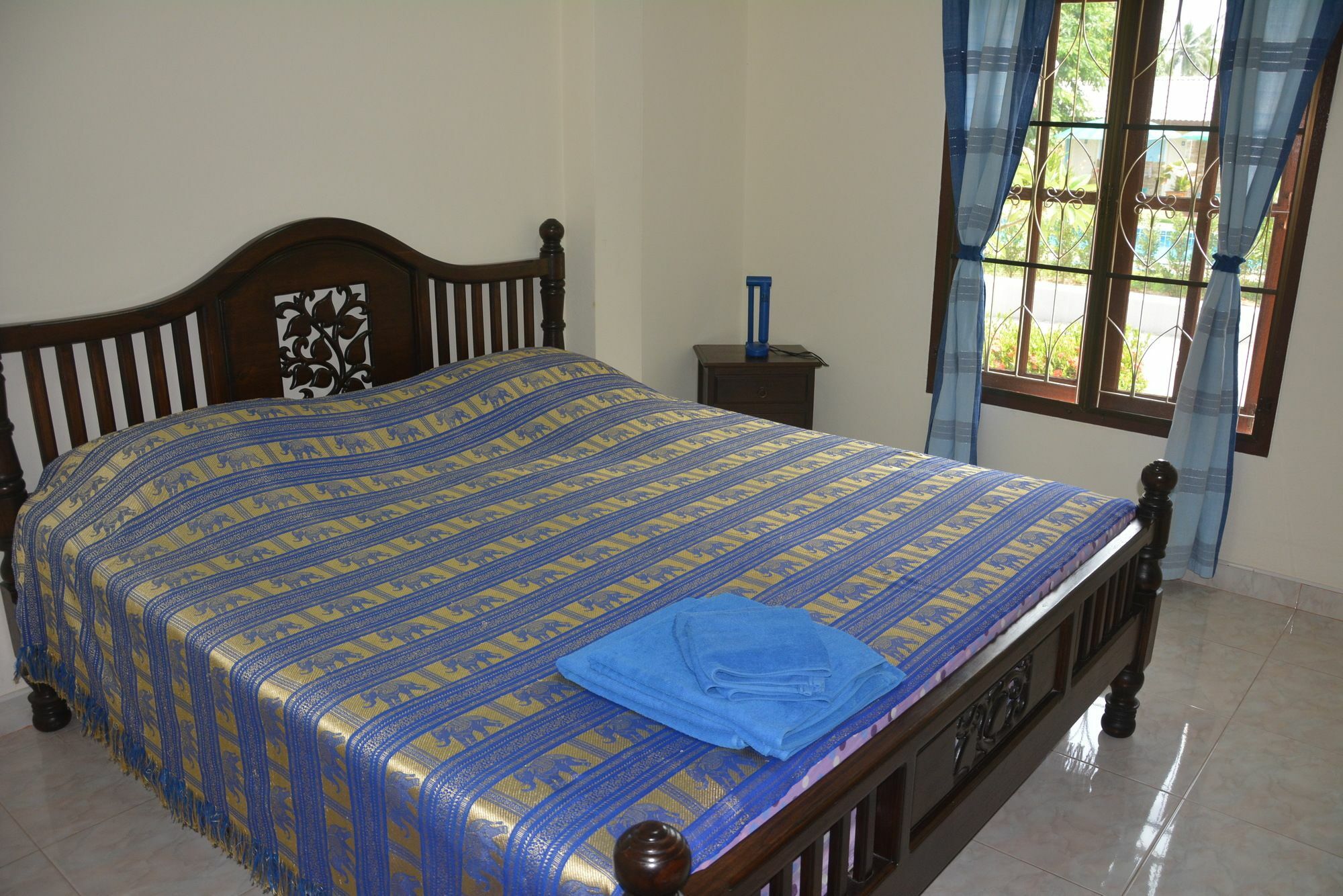Apple Bungalows Bang Saphan Esterno foto