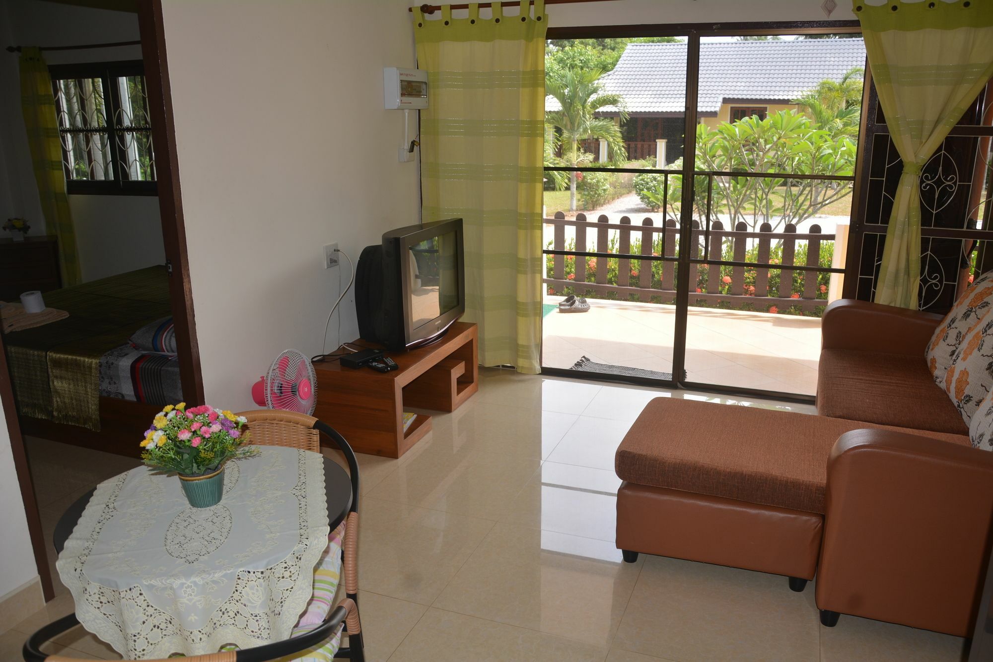 Apple Bungalows Bang Saphan Esterno foto